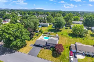 909 Wakefield Ave, Mechanicsburg, PA 17055 - Photo 44