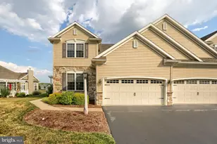 425 Carmella Dr, Mechanicsburg, PA 17050 - Photo 4