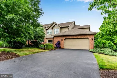 536 Bridgeview Drive, Lemoyne, PA 17043 - Photo 2