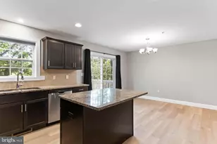 329 Briar Ridge Cir, Enola, PA 17025 - Photo 8