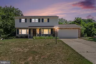 2125 Douglas Dr, Carlisle, PA 17013 - Photo 2