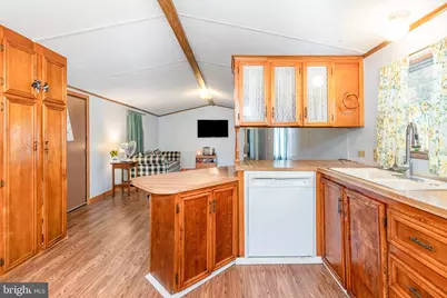 110 Shippensburg Mobile Estate, Shippensburg, PA 17257 - Photo 10