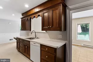450 N 25th St, Camp Hill, PA 17011 - Photo 16