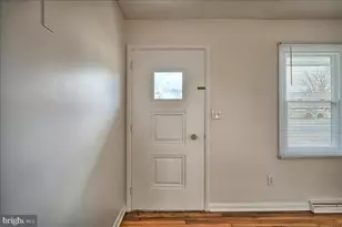 22 Chestnut St, Camp Hill, PA 17011 - Photo 2