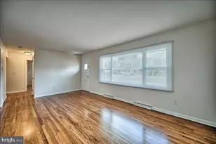 22 Chestnut St, Camp Hill, PA 17011 - Photo 4
