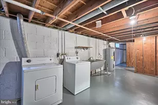 22 Chestnut St, Camp Hill, PA 17011 - Photo 18