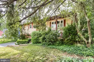 517 Lamp Post Ln, Camp Hill, PA 17011 - Photo 14