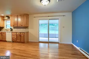 517 Lamp Post Ln, Camp Hill, PA 17011 - Photo 8