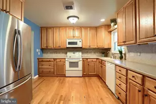517 Lamp Post Ln, Camp Hill, PA 17011 - Photo 12