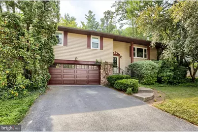 517 Lamp Post Lane, Camp Hill, PA 17011 - Photo 2
