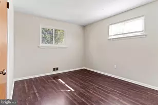 11 W Dulles Dr, Camp Hill, PA 17011 - Photo 14
