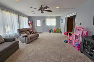 19 W Shore Dr, Camp Hill, PA 17011 - Photo 32