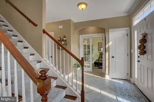 492 Francis Dr, Mechanicsburg, PA 17050 - Photo 2