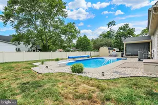 17 Pennsboro Dr, Enola, PA 17025 - Photo 40