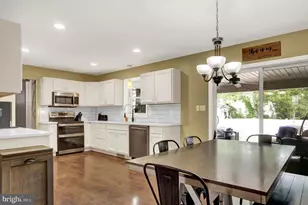 17 Pennsboro Dr, Enola, PA 17025 - Photo 10