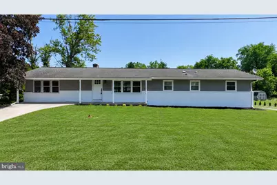 21 East Street, Mount Holly Springs, PA 17065 - Photo 2