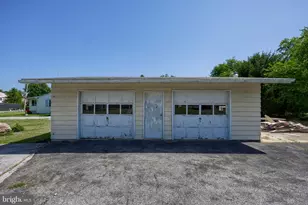 21 East St, Mount Holly Springs, PA 17065 - Photo 36