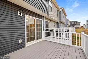 306 Alfalfa Dr, Carlisle, PA 17013 - Photo 8
