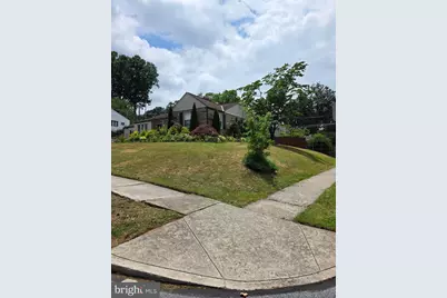 918 Allen, New Cumberland, PA 17070 - Photo 2
