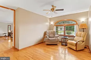 3049 Spring Rd, Carlisle, PA 17013 - Photo 20