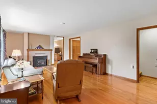 3049 Spring Rd, Carlisle, PA 17013 - Photo 8