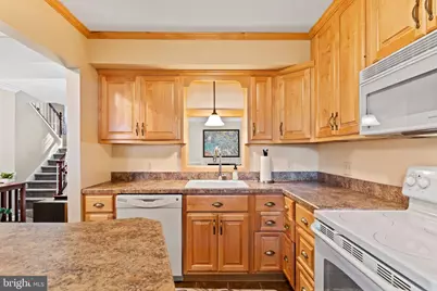 1030 W Foxcroft Drive, Camp Hill, PA 17011 - Photo 8
