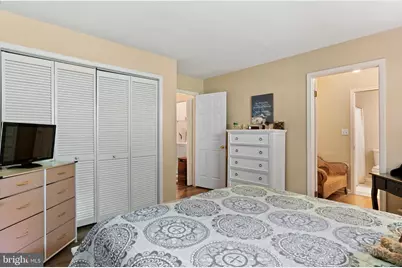 1030 W Foxcroft Drive, Camp Hill, PA 17011 - Photo 16
