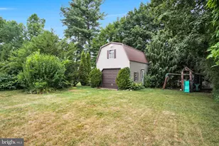 21 H St, Carlisle, PA 17013 - Photo 28