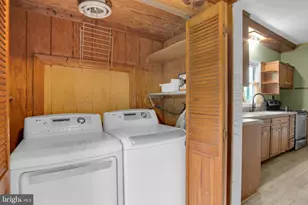 21 H St, Carlisle, PA 17013 - Photo 12