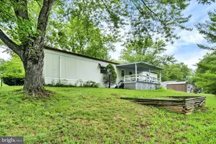 6 Buttonwood Ln, Carlisle, PA 17015 - Photo 16