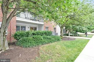 5401 Oxford Dr, Mechanicsburg, PA 17055 - Photo 2