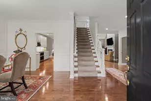 12 Crain Cir, Lemoyne, PA 17043 - Photo 4
