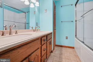 924 W Trindle Rd, Mechanicsburg, PA 17055 - Photo 38