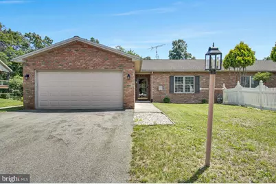 42 Ridge Avenue, Carlisle, PA 17013 - Photo 2