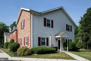 1147 Nanroc Dr, Mechanicsburg, PA 17055 - Photo 2
