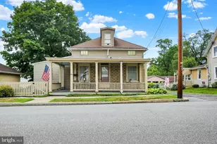 1008 Franklin St, Carlisle, PA 17013 - Photo 2