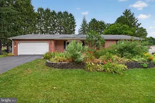 201 Widders, Mechanicsburg, PA 17055 - Photo 2