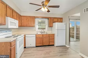 501 Allenview Dr, Mechanicsburg, PA 17055 - Photo 10
