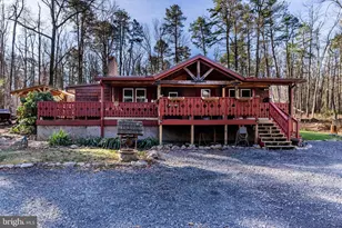 128 Pine Tree Dr, Newville, PA 17241 - Photo 2