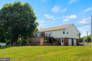 236 Ridge Hill, Mechanicsburg, PA 17050 - Photo 4