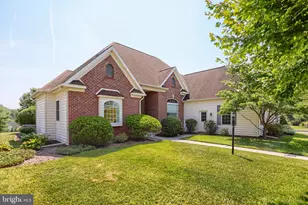 5127 Jennifer Cir, Mechanicsburg, PA 17050 - Photo 2