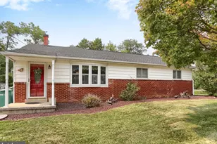 17 Dulles Dr W, Camp Hill, PA 17011 - Photo 1