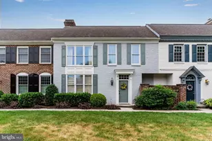 53 Devonshire Square, Mechanicsburg, PA 17050 - Photo 1