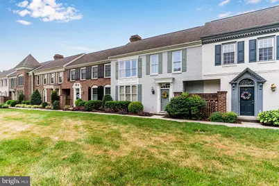 53 Devonshire Square, Mechanicsburg, PA 17050 - Photo 2