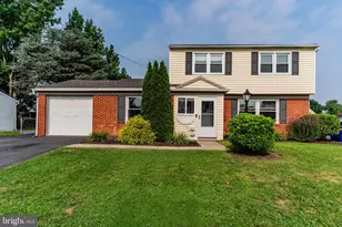207 Linda Dr, Mechanicsburg, PA 17055 - Photo 1