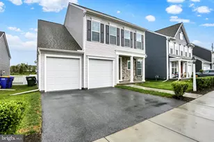3113 Bullfinch Ln, Mechanicsburg, PA 17055 - Photo 1