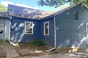 22 Fairview St, Carlisle, PA 17015 - Photo 2