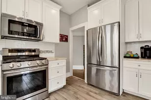 425 W Main St, Mechanicsburg, PA 17055 - Photo 22