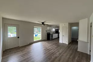 1819 Heishman Garden Dr, Carlisle, PA 17013 - Photo 4