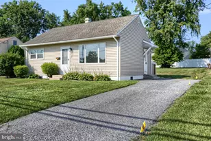 204 S Locust St, Shiremanstown, PA 17011 - Photo 4
